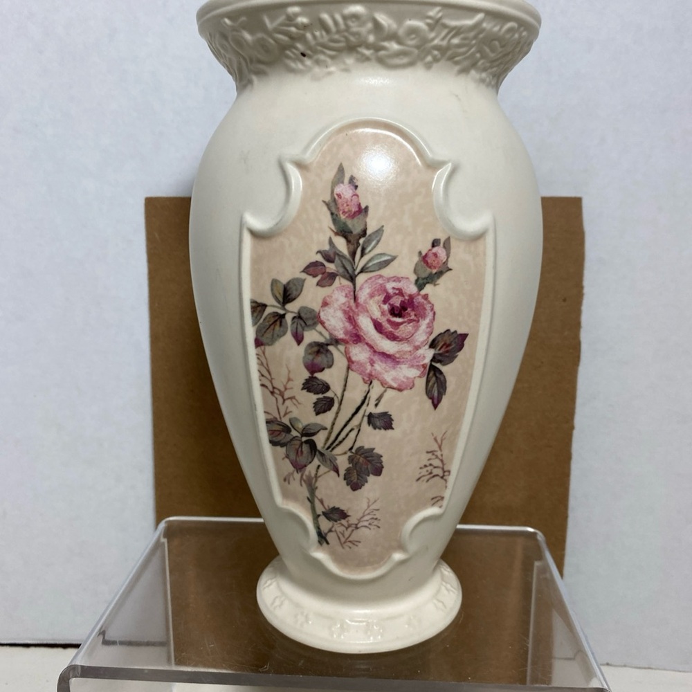 FTD ceramic pink rose floral cream embossed vase